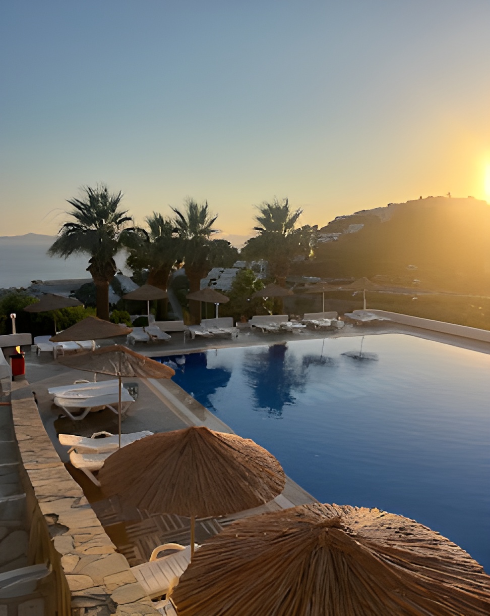 Hürpa Tatil Sitesi termal havuz ve sosyal alanlar
